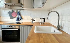80M2 Apartment With Balcony & Free Netflix